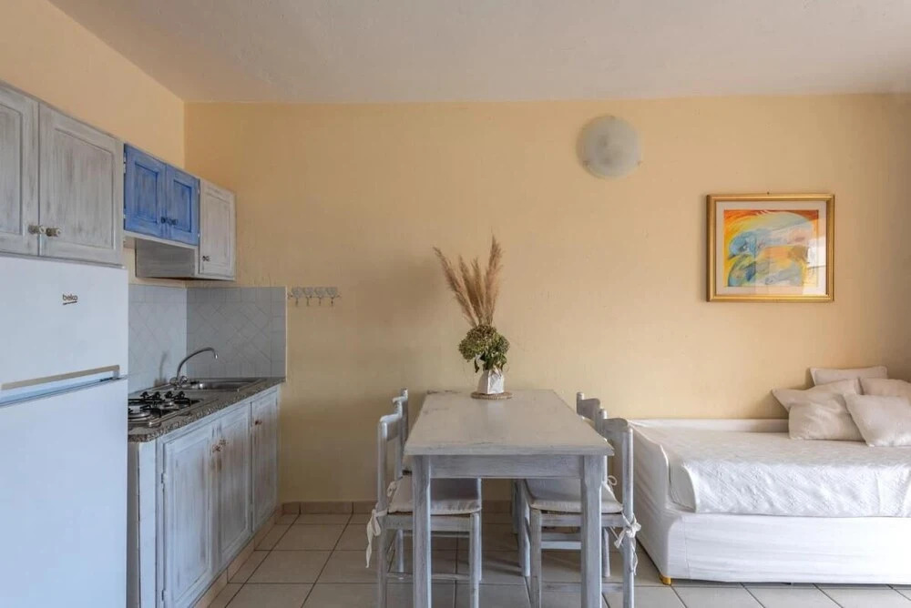 Perfectly Positioned Baia de Bahas Residence Seaview 2 Bedroom Sleeps 6-no 0894