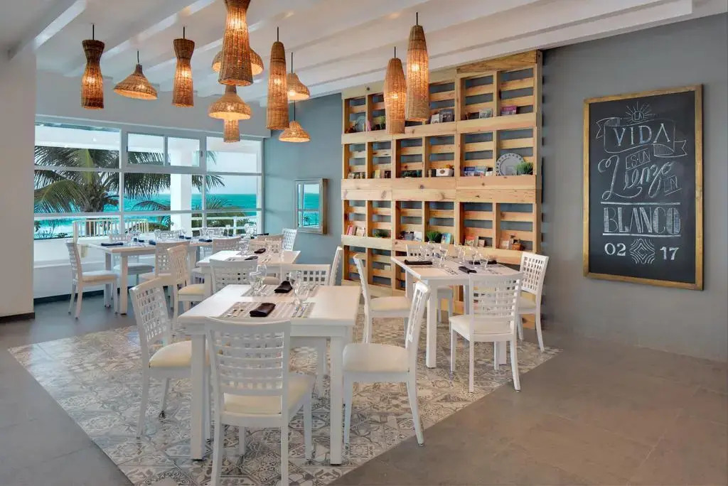 BSEA Cancun Plaza Hotel