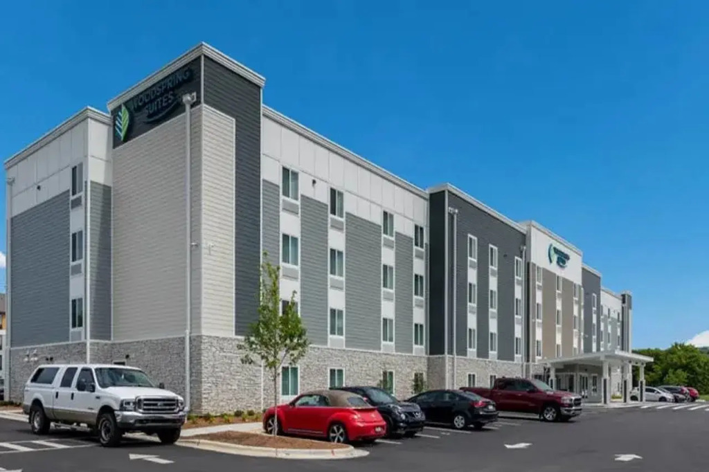 Woodspring Suites Downers Grove - Chicago