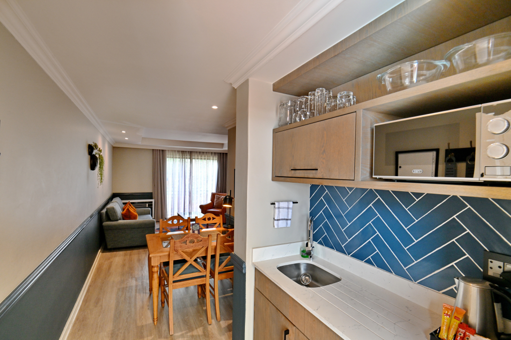 Courtyard Hotel Rosebank