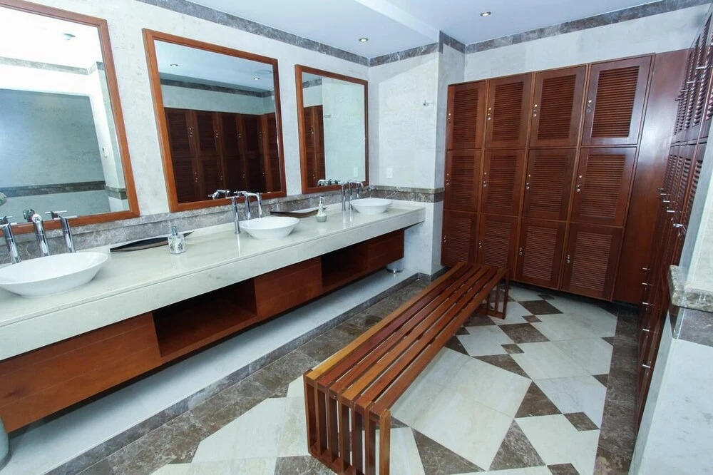 Luxury Apartment in Marina Vallarta-garden