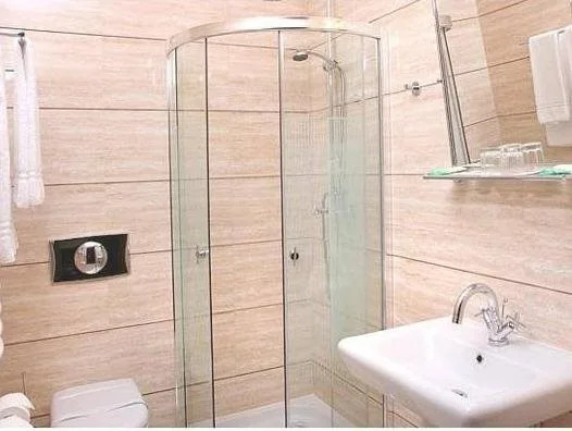 Hotel Iskierka Business & Spa