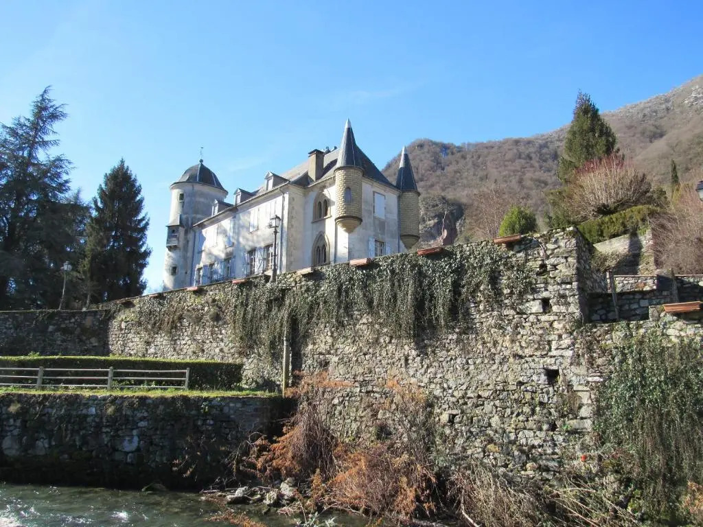 Les Deux Rives