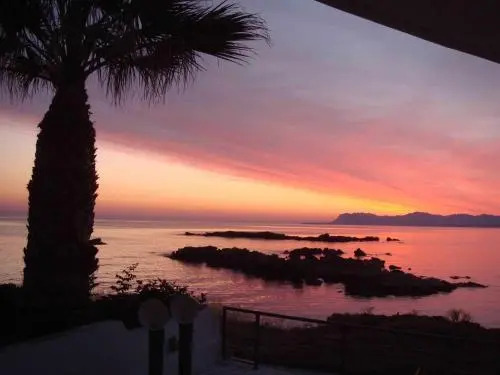 Aparthotel 4 Stars Galatas