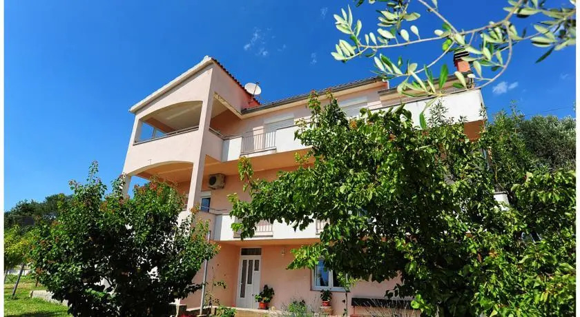 Apartment Josip