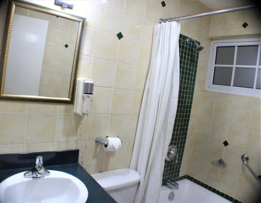 Altamont Court Hotel