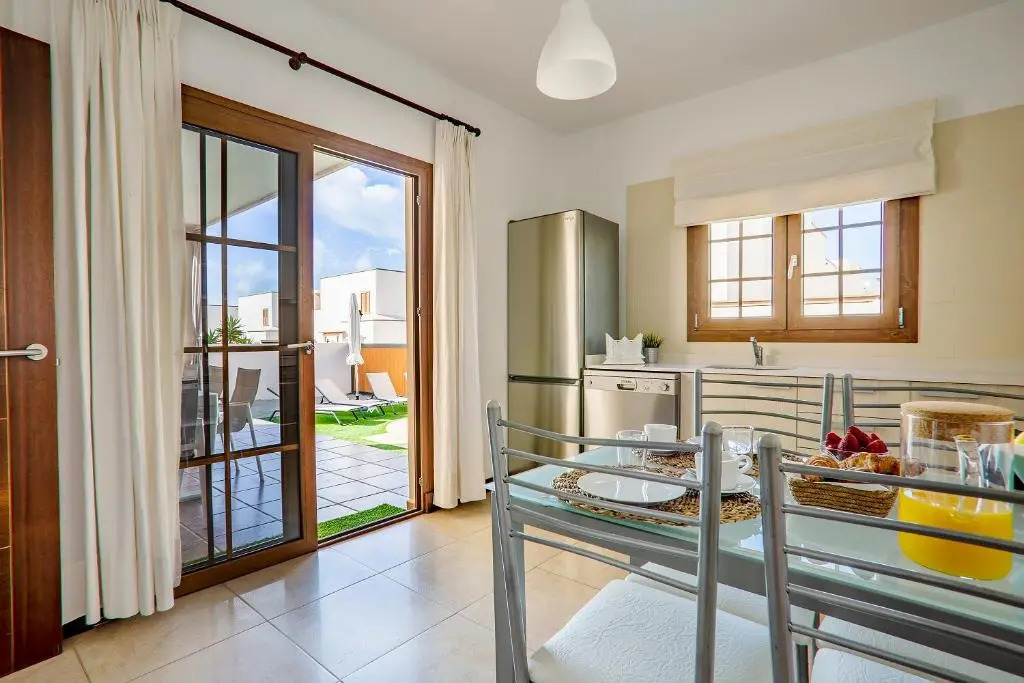 Villa Caletas Teguise - A Wonderful 3 Bedroom Villa - Perfect For Families