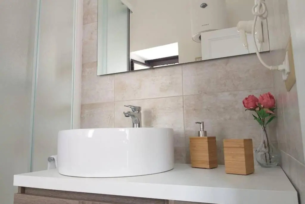 Bennis home deluxe apartment via Etnea