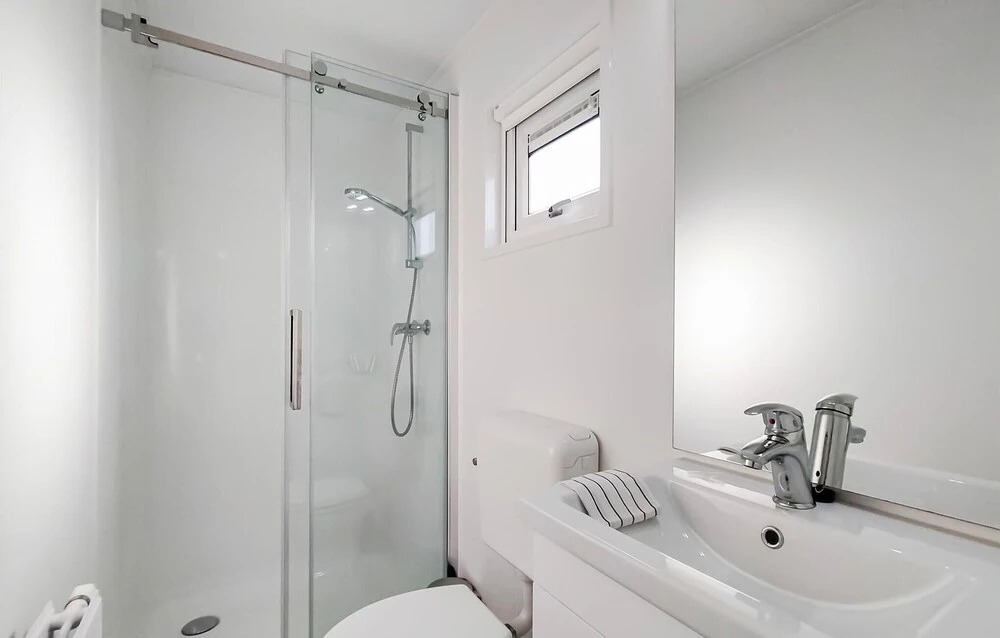 Stunning Home in Giethoorn With 2 Bedrooms and Wifi