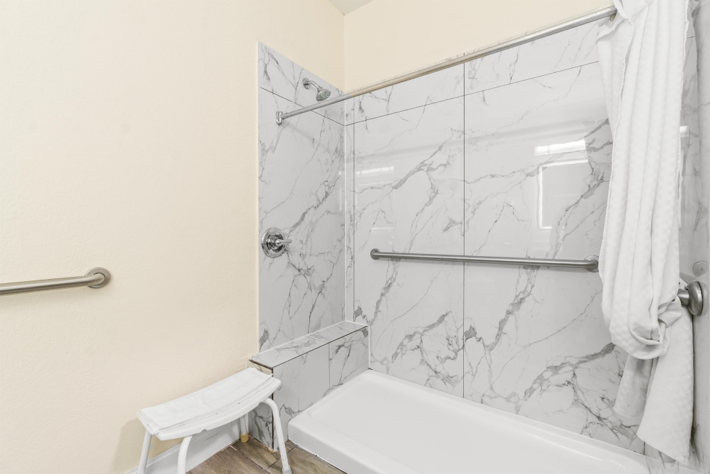 Americas Best Value Inn & Suites-Livingston