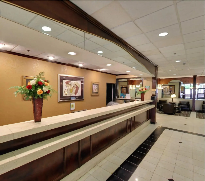Edison Hotel