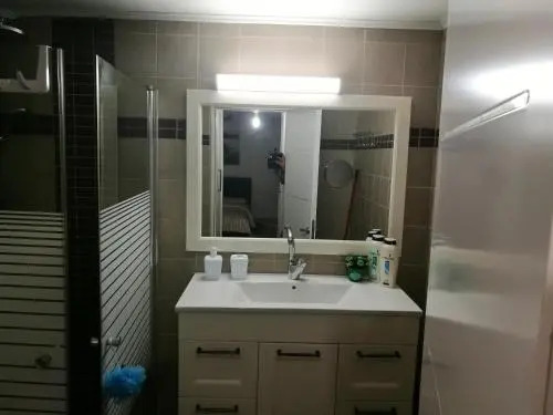 ronits place