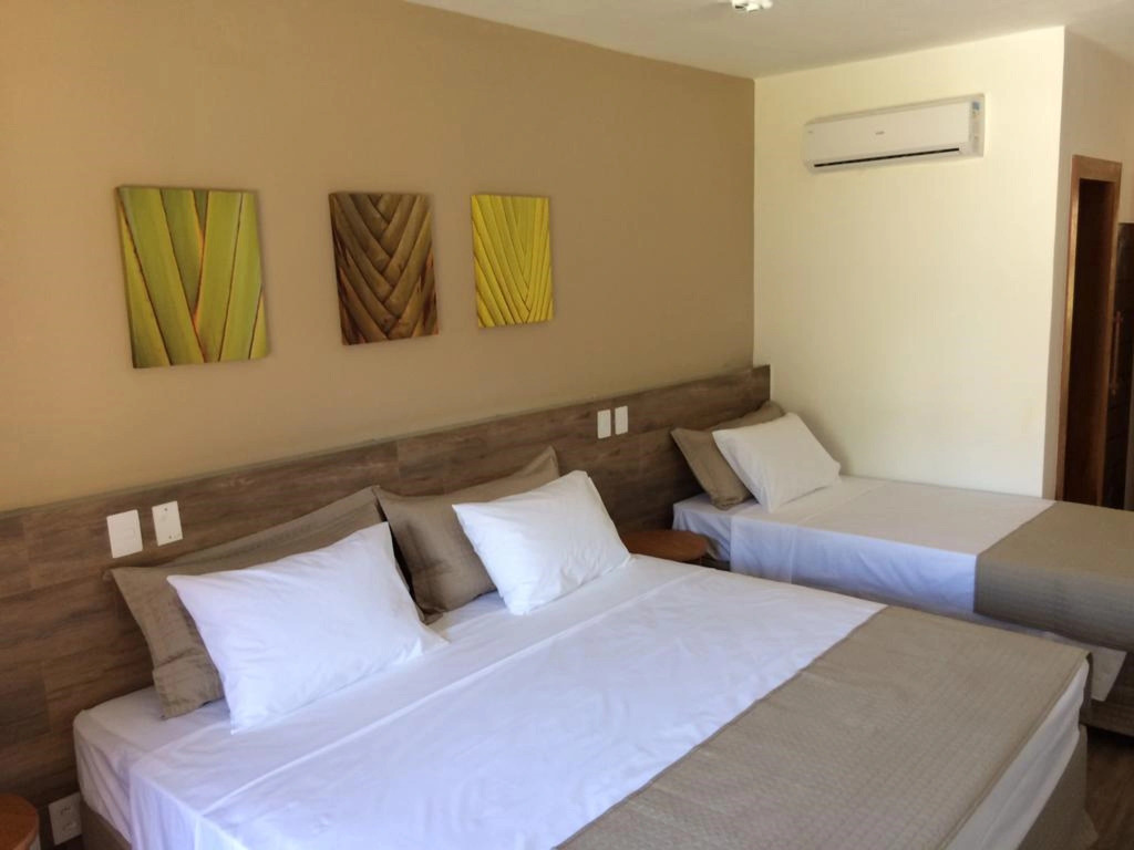 Ravenala Hotel