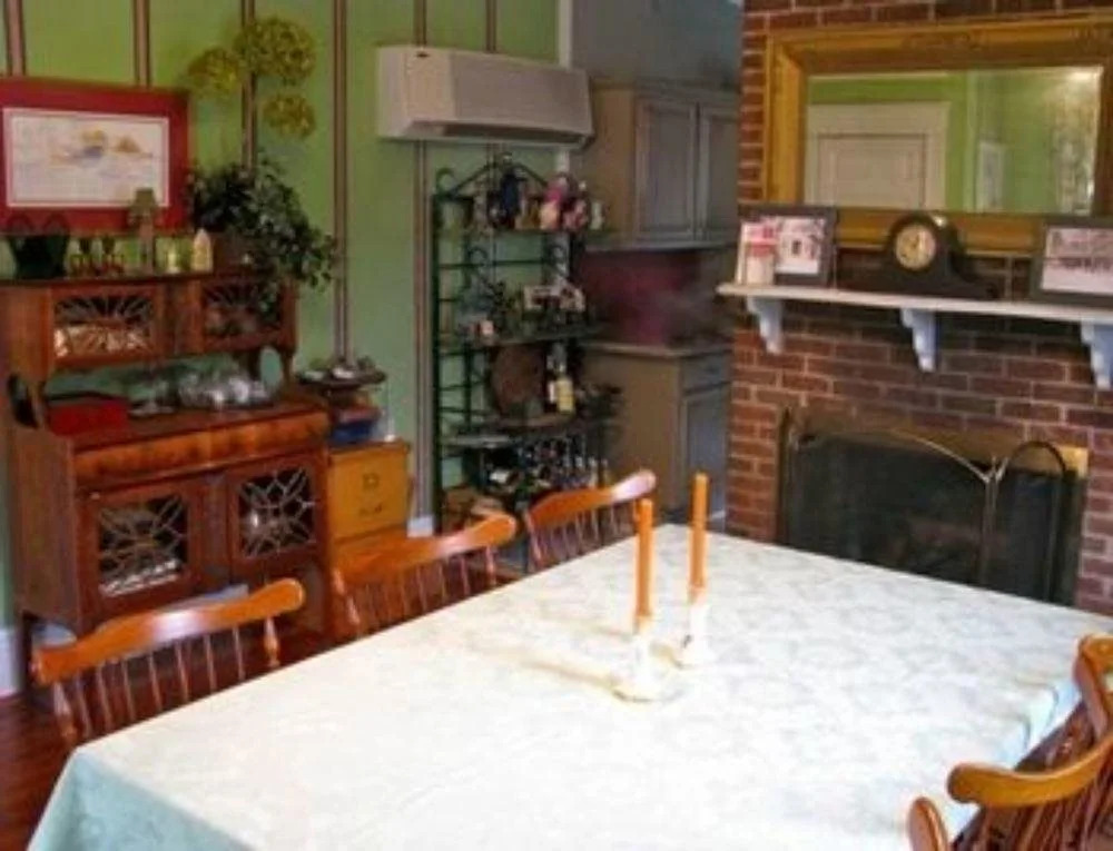 Pine Gables of Aberdeen Bed & Breakfast