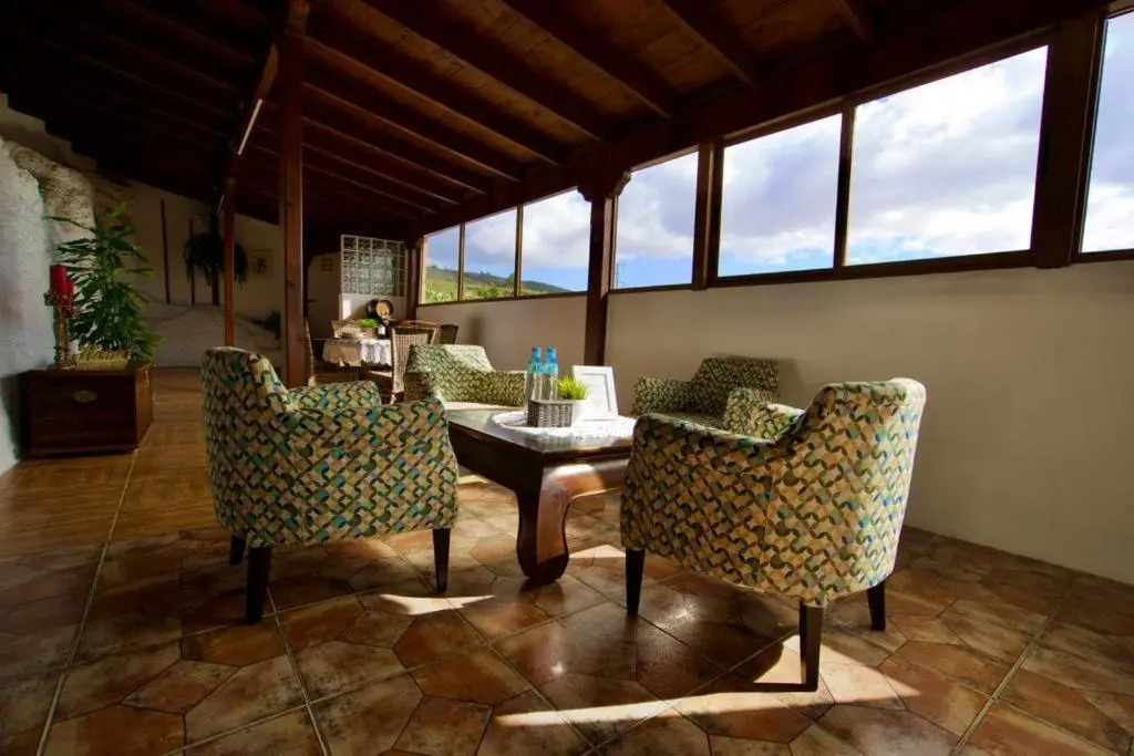 Casa Cueva La Herencia