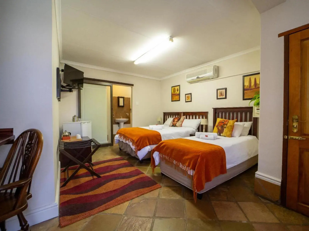 Sunriver Kalahari Lodge Riverside stay in Upington