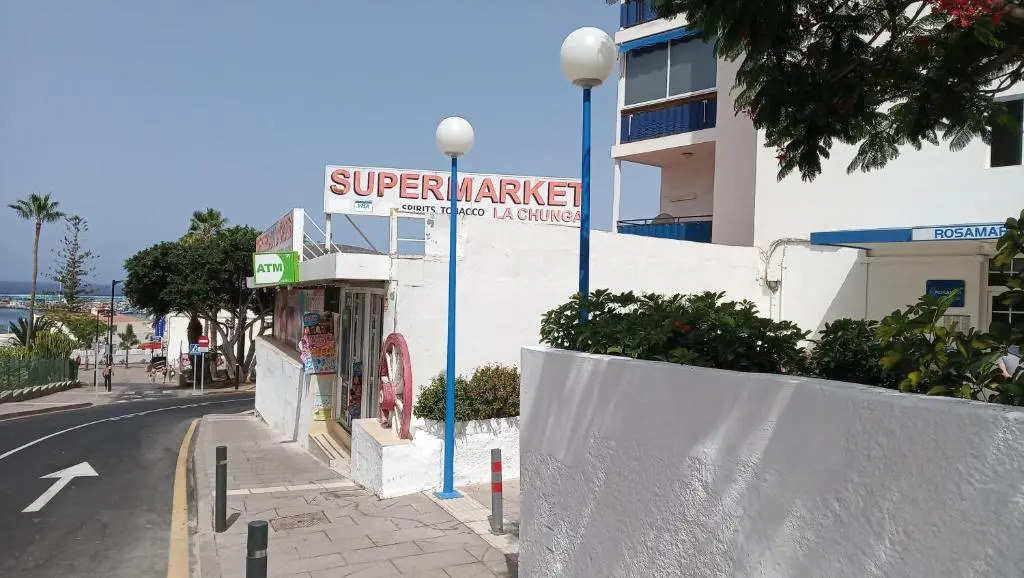 Apartamento Rosamar, 250 m from beach