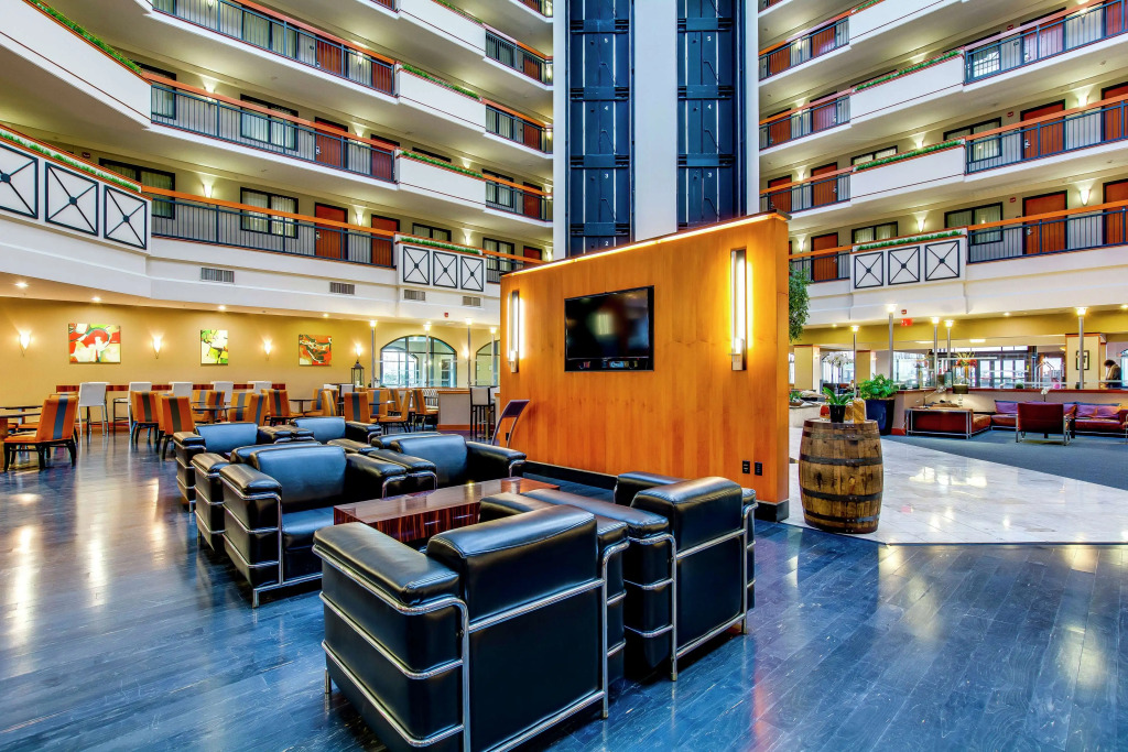 Embassy Suites Louisville East