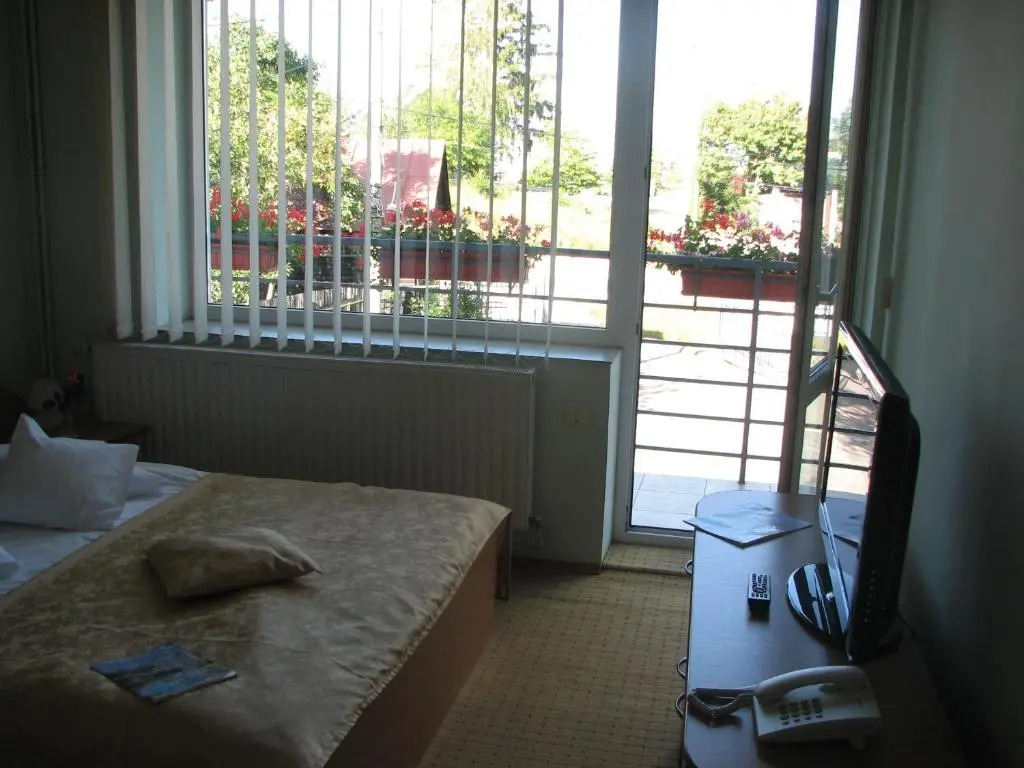 Pensiunea Warthe Bed & Breakfast