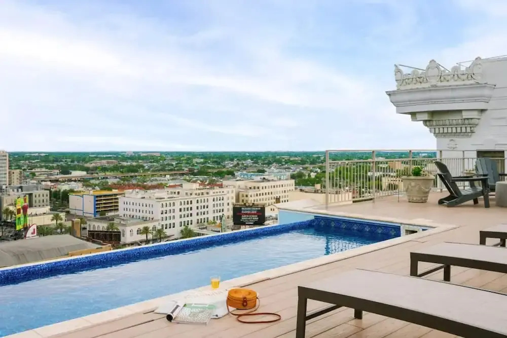 Delightful Downtown Modern Condos