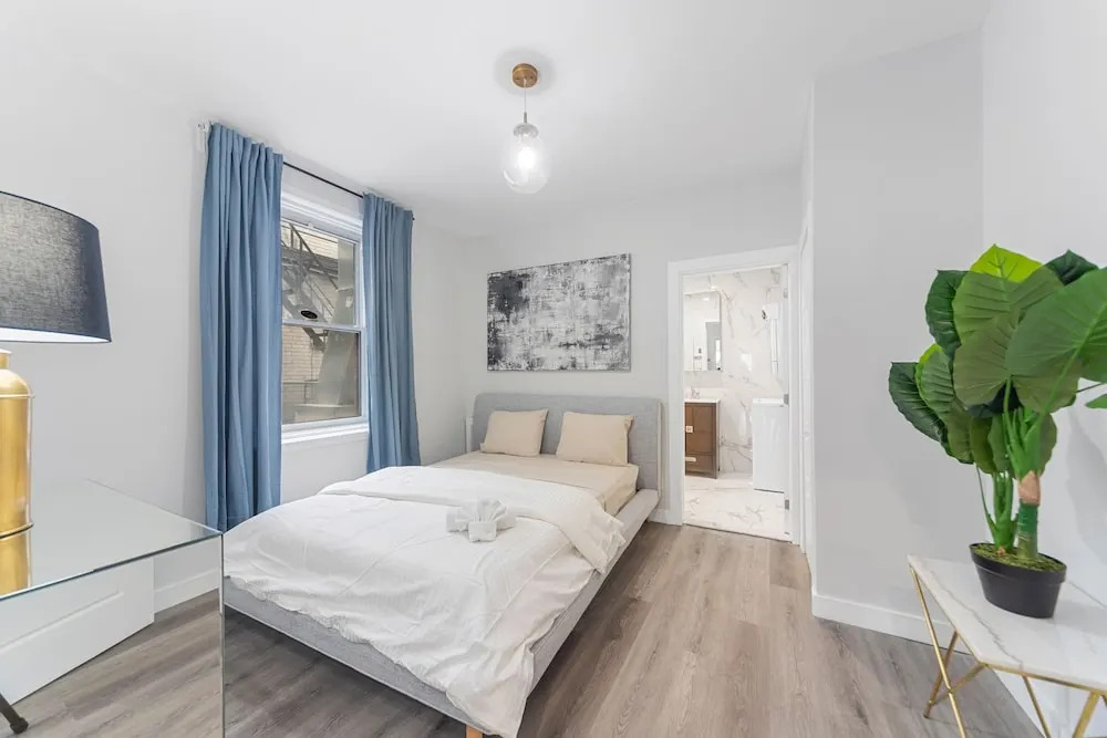 Stonewall Suites