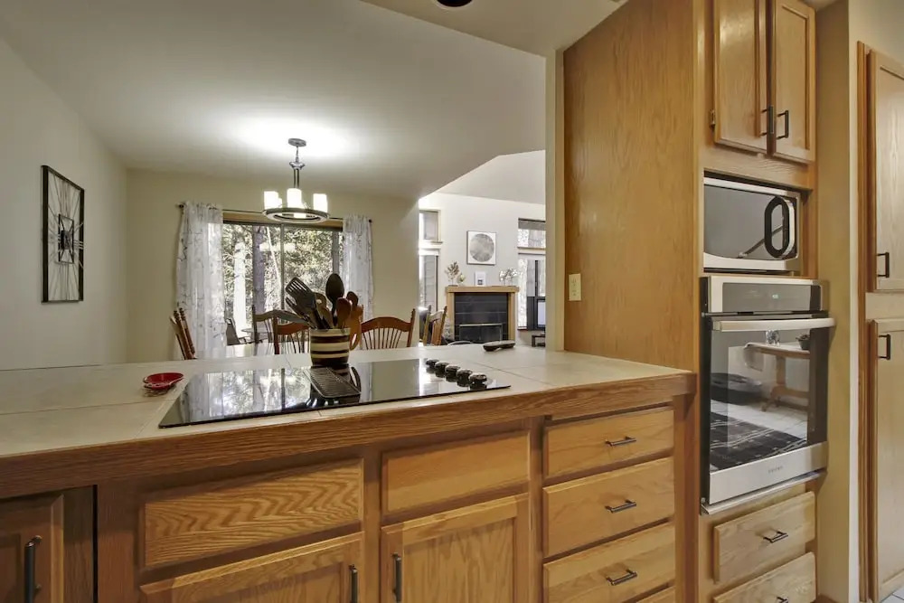 Skyline Condo 02