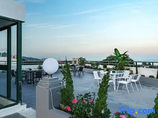 Summer Seaview Boutique Homestay