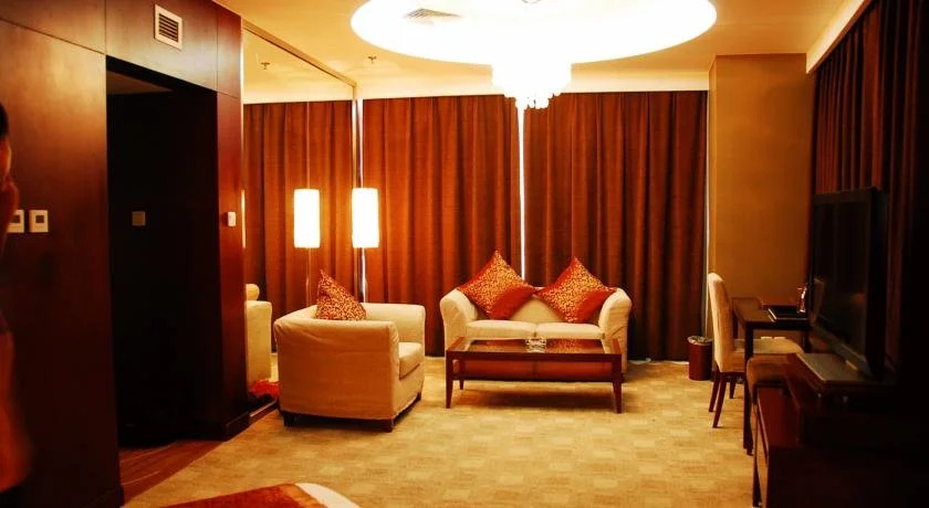 Fengcheng Grand