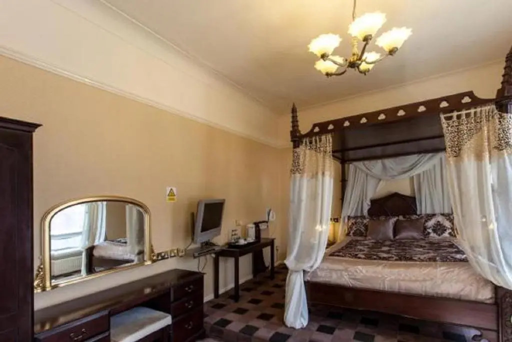 Scarisbrick Hotel