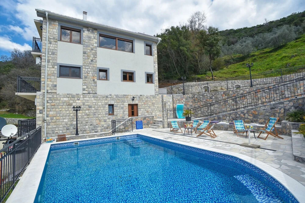 Villa 177