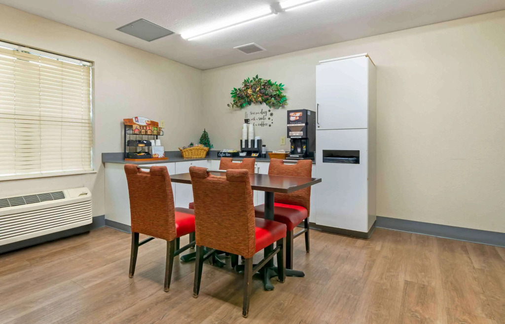 Extended Stay America Suites - Kansas City - Airport