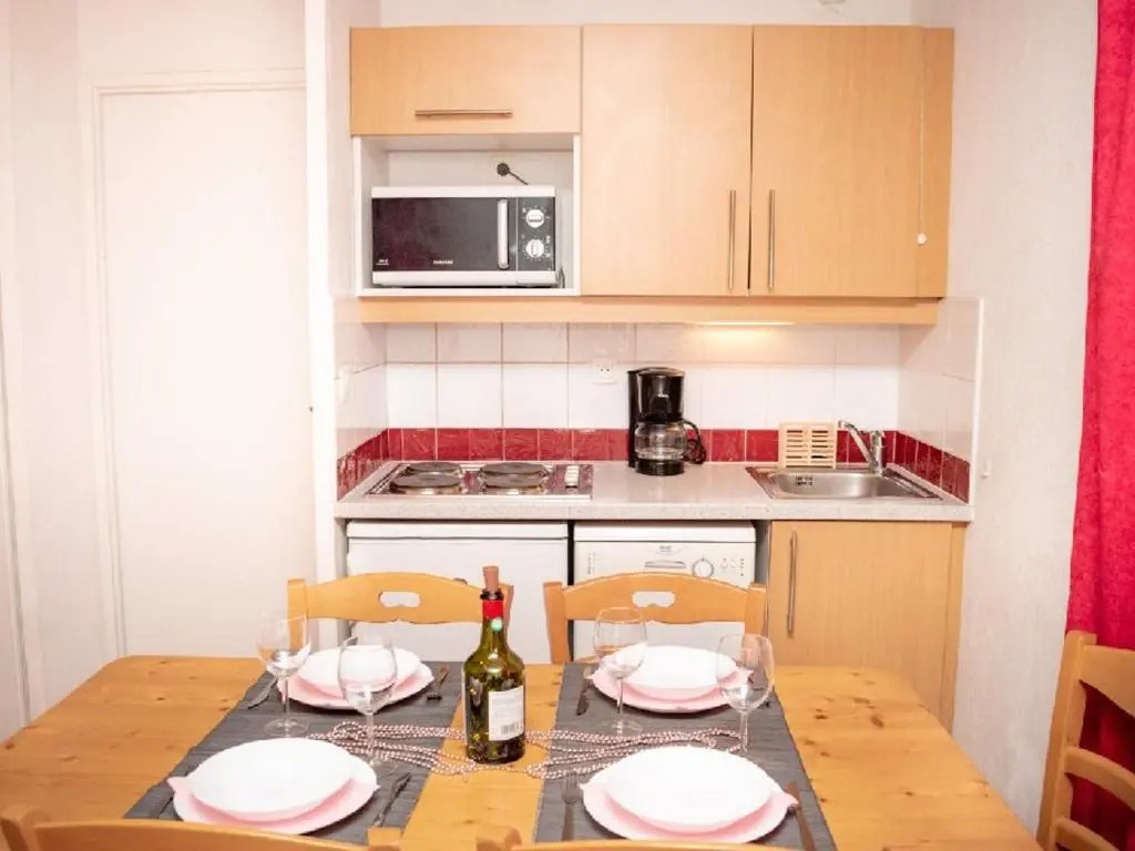 Appartement Puy-Saint-Vincent, 3 pièces, 6 personnes - FR-1-504-81