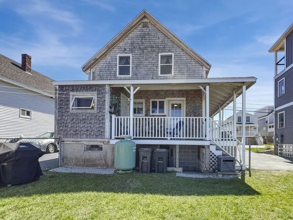 Sea Esta 4 Bedroom Cottage by RedAwning