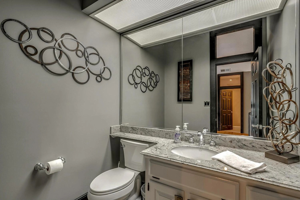 Picture Perfect, 4 Bedroom, Sleeps 12