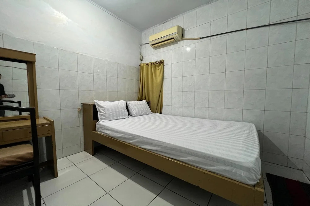 Hotel O Pondok Surya Near Fakultas Teknik Unhas Gowa