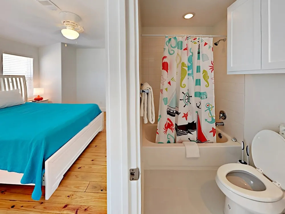 The Commons #404 - Three Bedroom Townhome