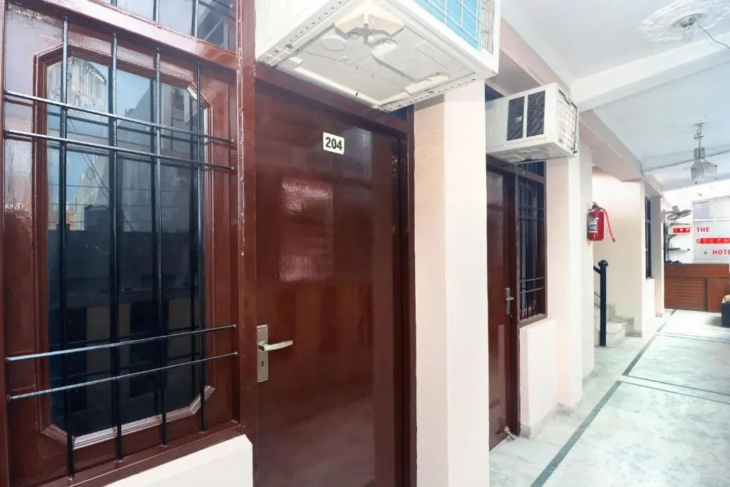 Hotel O Simran