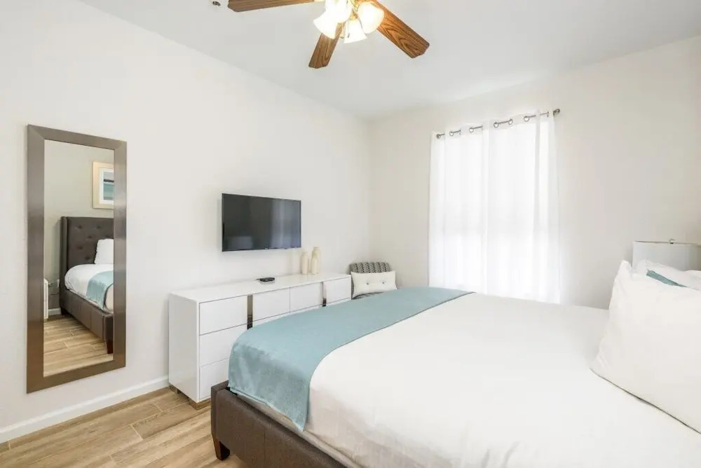 Beautiful Deluxe [cdc Compliant] 3008 3 Bedroom Condo