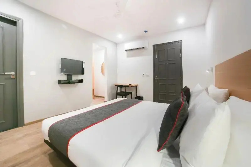 OYO Townhouse 136 Sector 46 Vikas Marg
