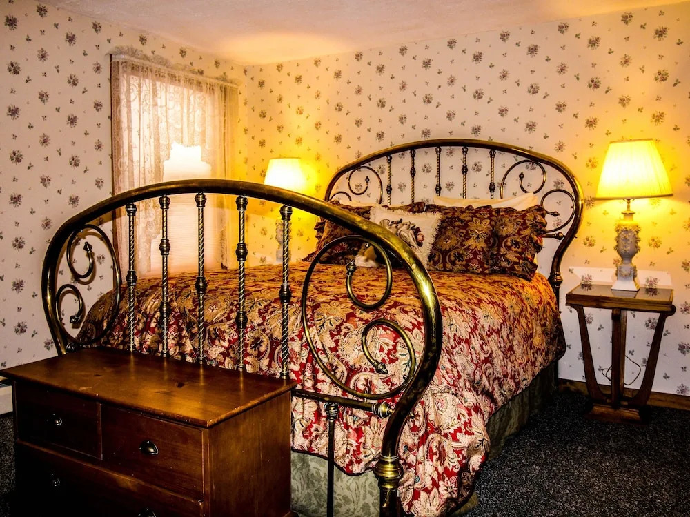 The Nutmeg Inn