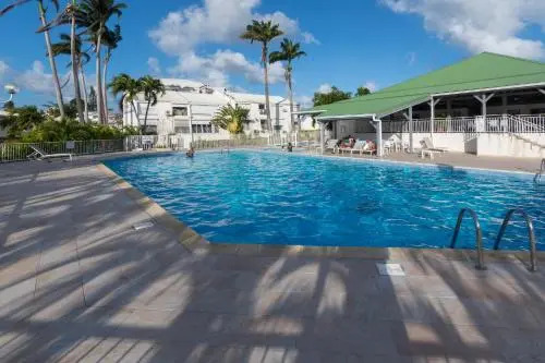 Superbe studio en duplex, vue sur mer et piscine