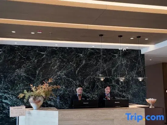 Sayram Lake Shuiyunshan Boli Hotel (New Visitor Center)