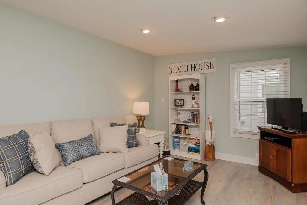 Bills Place by Oak Island Accommodations