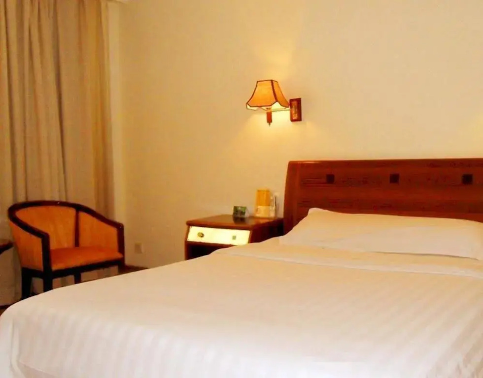 Shenzhen Shatoujiao Hotel