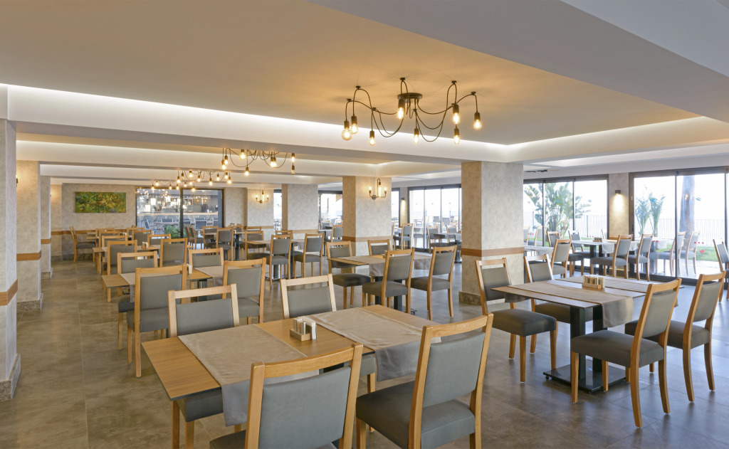 Floria Beach Hotel