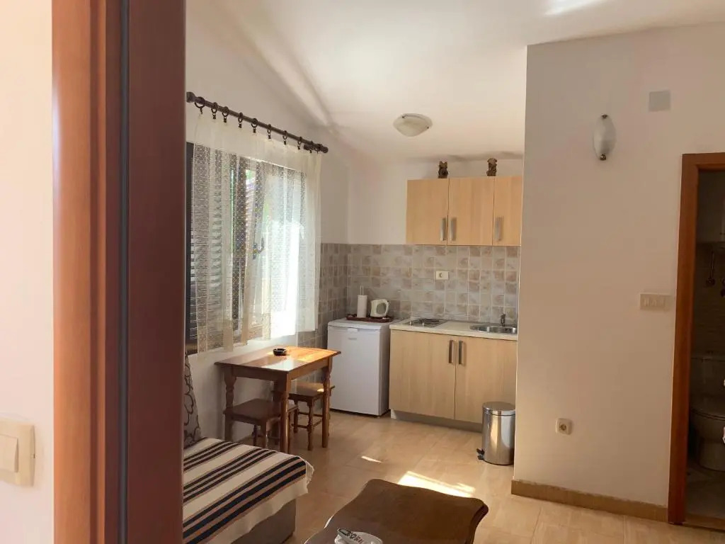 Apartments Zvicer - Milica