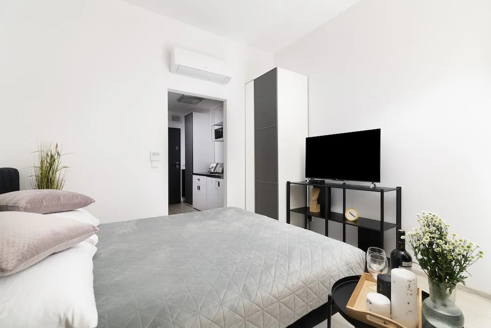EASY RENT Apartments - Smart 005