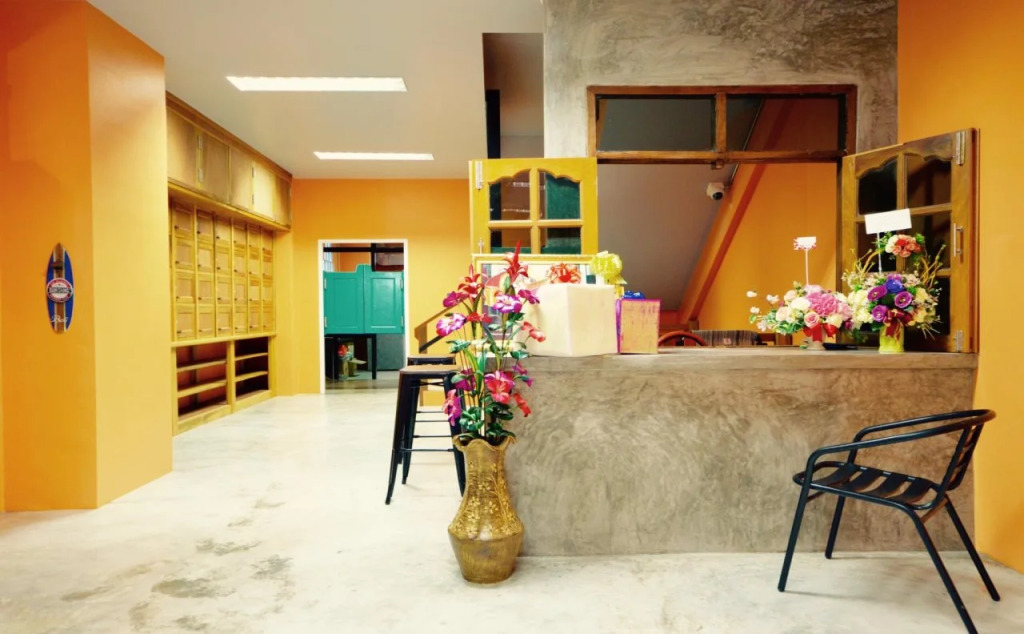 NOMAD Hostel Krabi