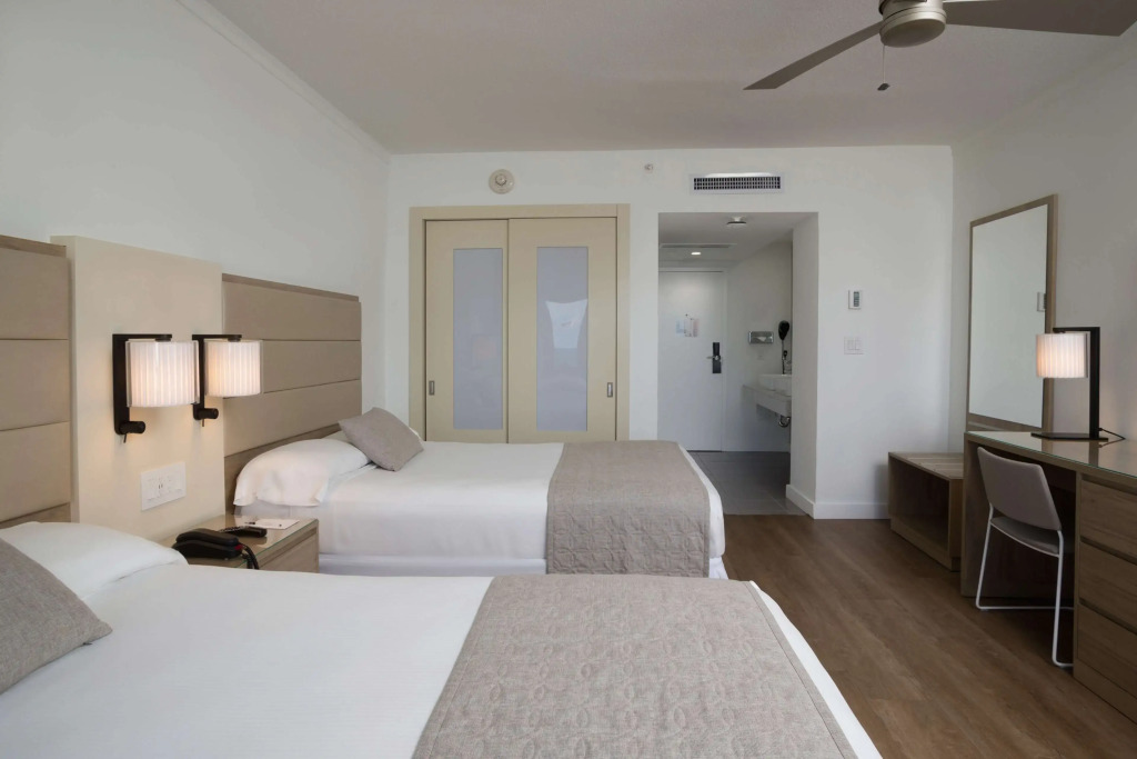 Riu Plaza Miami Beach