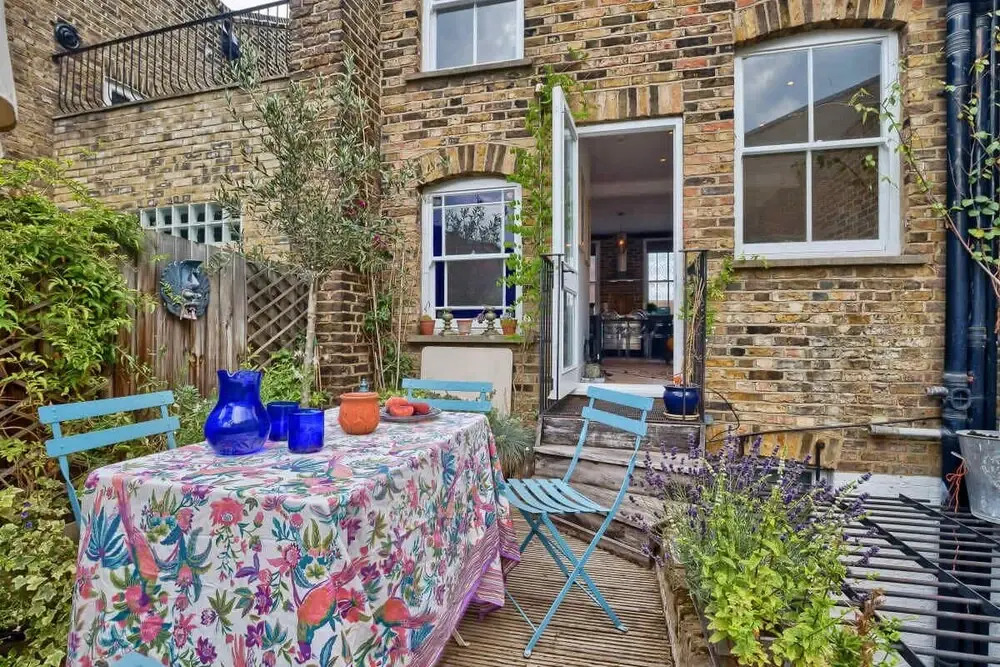 Bright and Stylish 2 Bed apt W/garden in Hoxton